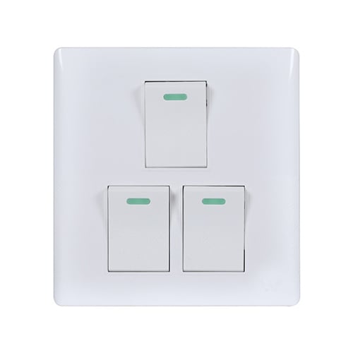 Walton Classic Series 3 Gang 1 Way Switch (WCL3GS1) image 1
