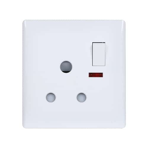 Walton Classic Series 3 Pin Round Socket with Switch (WCL3PRS)