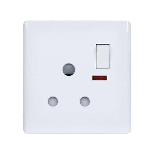 Walton Classic Series 3 Pin Round Socket with Switch (WCL3PRS)
