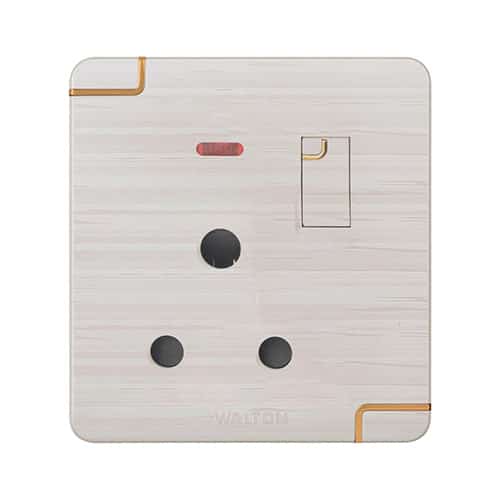 Walton Flora Series 3 Pin Round Socket with Switch (WFL3PRS)