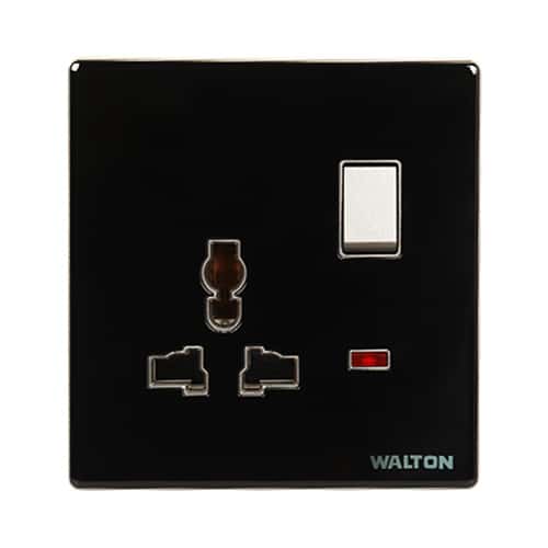 Walton Crystal Series 3 Pin Universal Socket with Switch (WC3PS)